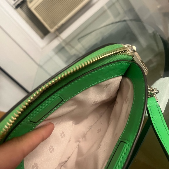 SOLD ON FB Green Kate spade crossbody bag - Picture 5 of 7